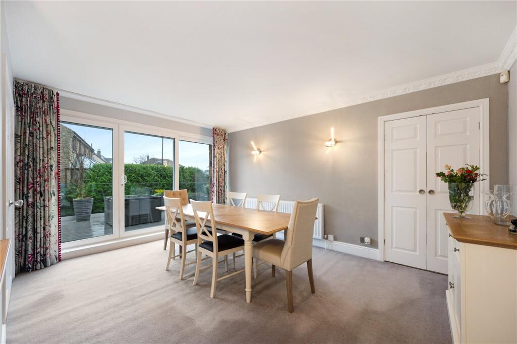 House in Leeds, Barwick in Elmet and Scholes - View 4