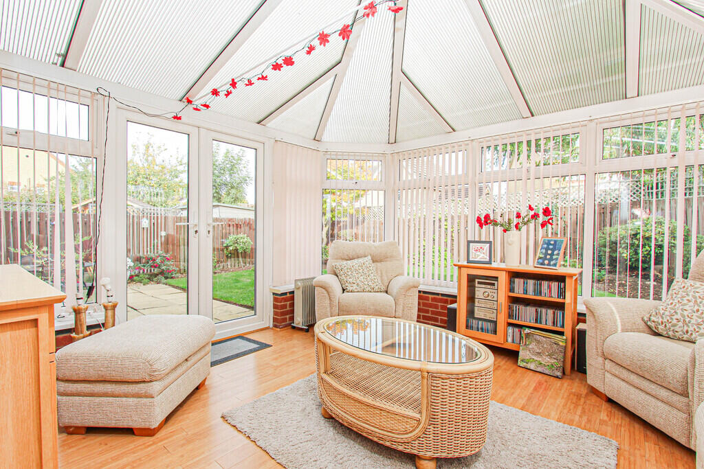 House in Northampton, Stanwick - More
