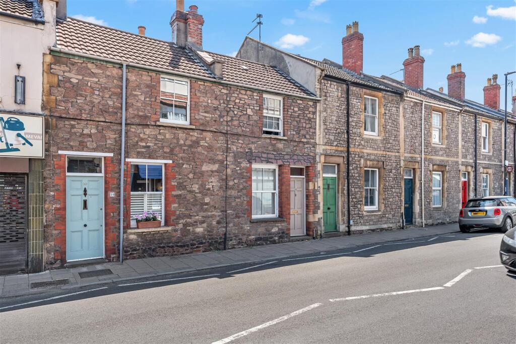 2-bed house on North View, Westbury Park, Bristol, £525,000