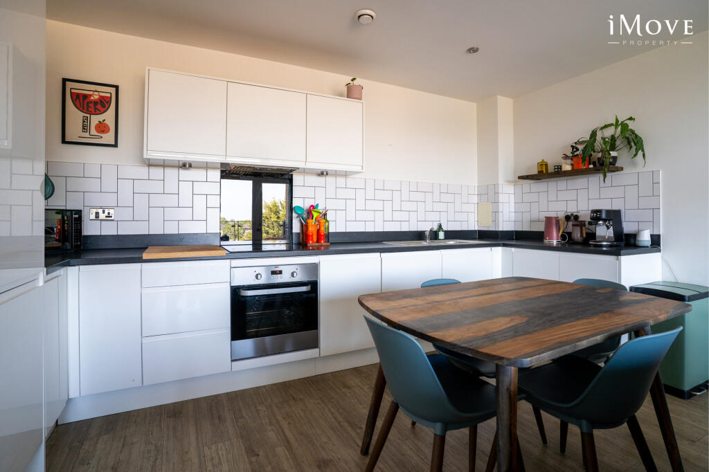 Apartment in London - More