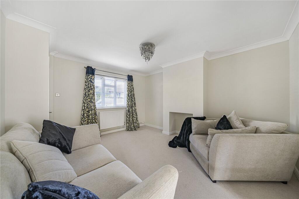 House in Dartford - View 2