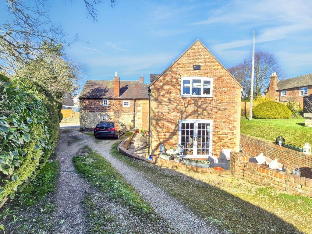 Main image of property: Main Road, Bredon, Tewkesbury, Gloucestershire