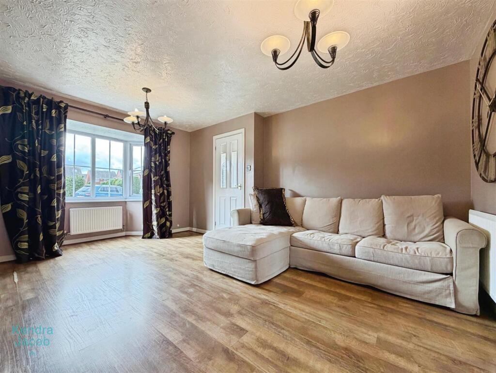 House in Worksop - View 5
