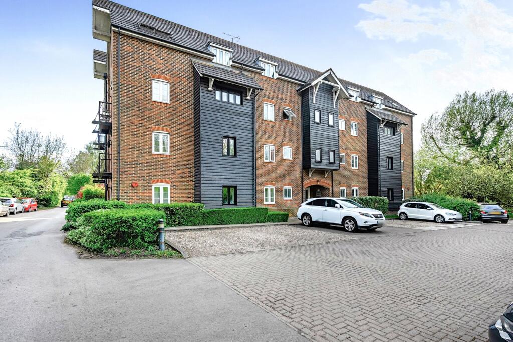 Main image of property: Springwell Lane, Rickmansworth, WD3