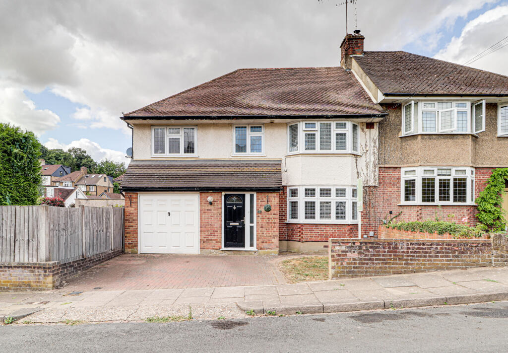 Main image of property: Orchard Close, St. Albans, Hertfordshire, AL1