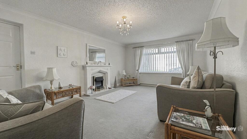 House in Newark and Sherwood, Edwinstowe - View 2