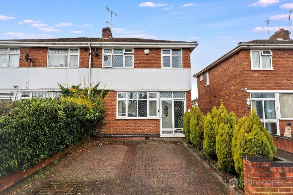 Main image of property: Glebe Avenue, Bedworth, CV12 0DP