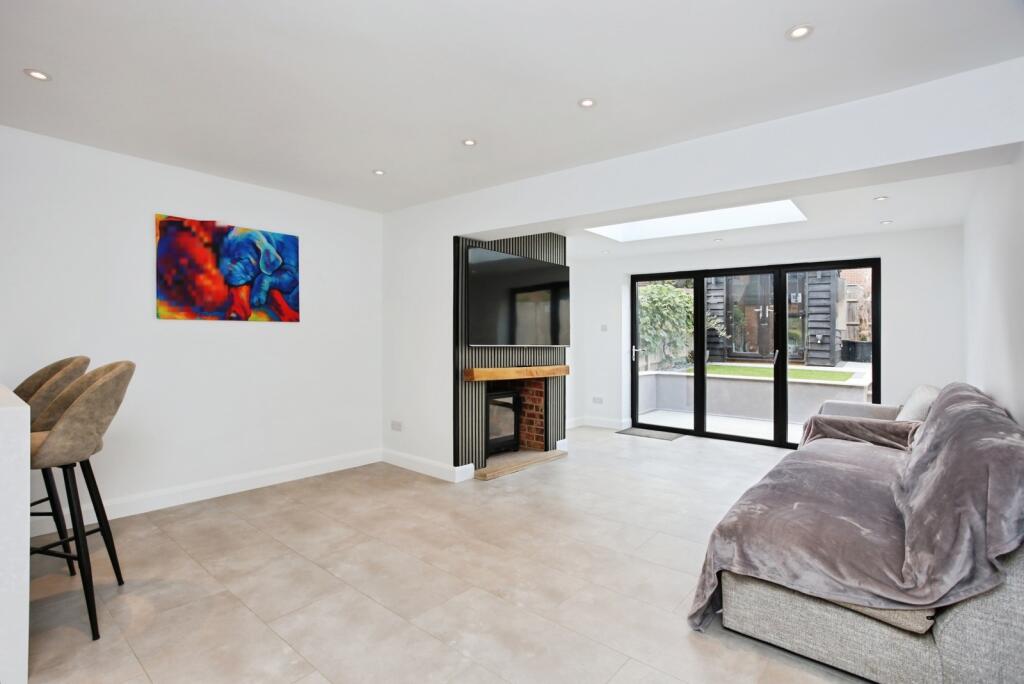 House in Tonbridge - View 5