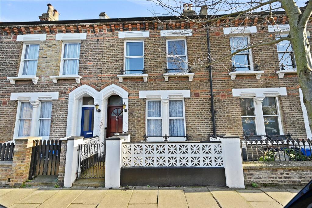 2-bed terraced on Peach Road, London, W10, £800,000