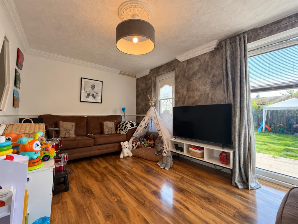 Coronation Road South, Hull photo 3