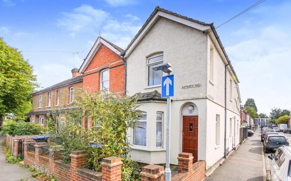 Main image of property: Chertsey, Surrey, KT16