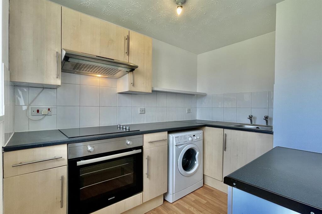Apartment in Colchester - View 4