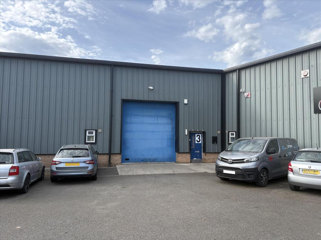 Main image of property: Woodsome Park Industrial Estate, Unit 3 Moore Close, Chesterfield, S42 5UX