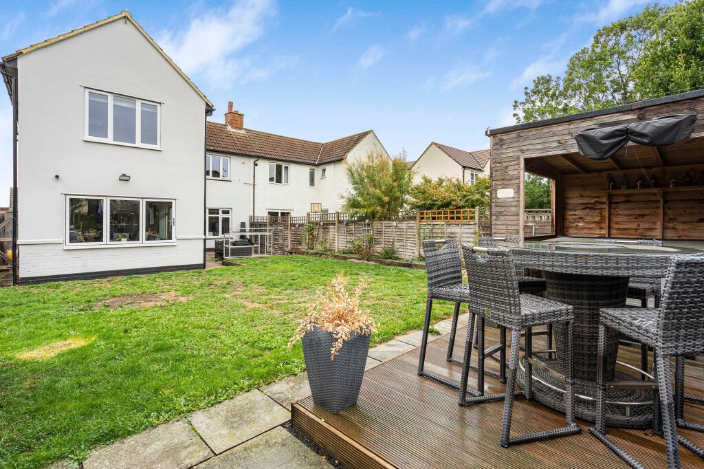 House in Huntingdonshire, Alconbury - View 4