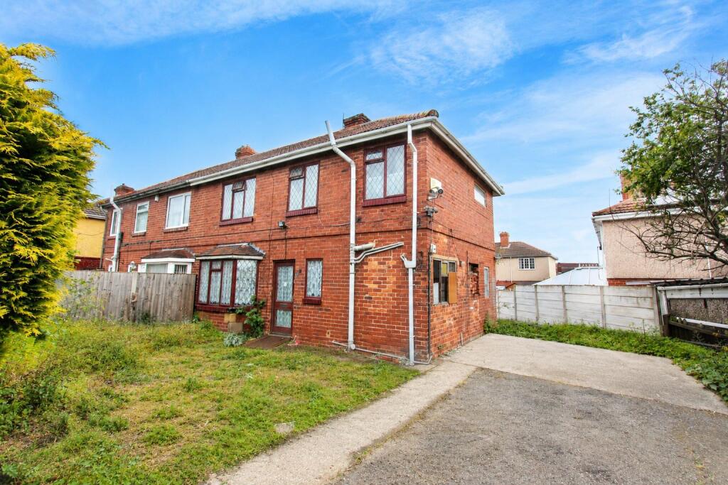 15 Horsemoor Road
Thurnscoe, Rotherham, S63 0SD