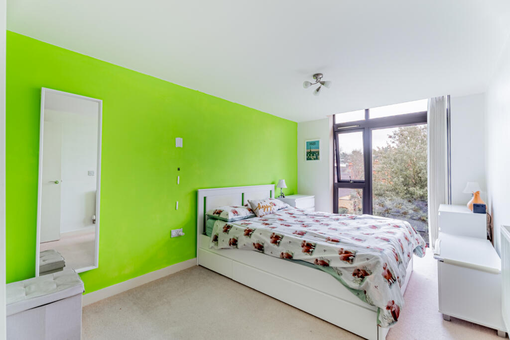 Newsom Place, Hatfield Road, St. Albans, Hertfordshire, AL1 – další