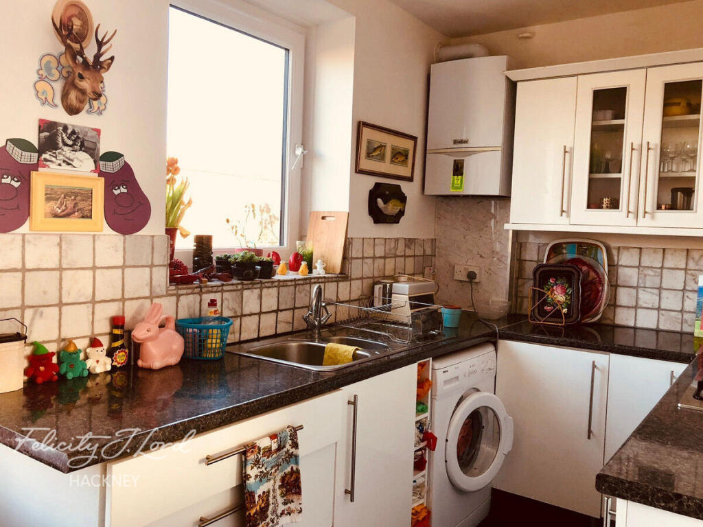 Main image of property: Springfield, London