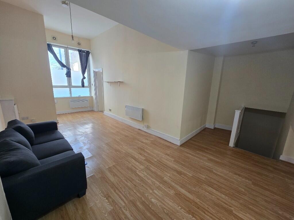 Main image of property: New Cross Road, London, SE14