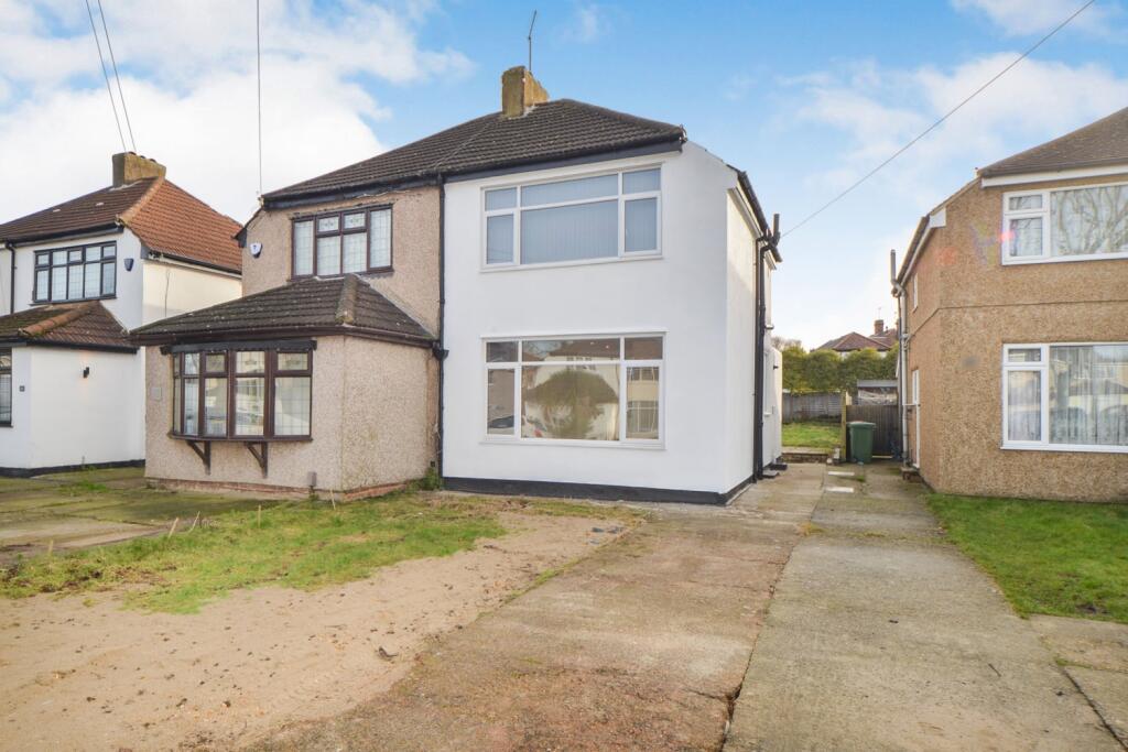 Main image of property: Wyncham Avenue Sidcup DA15