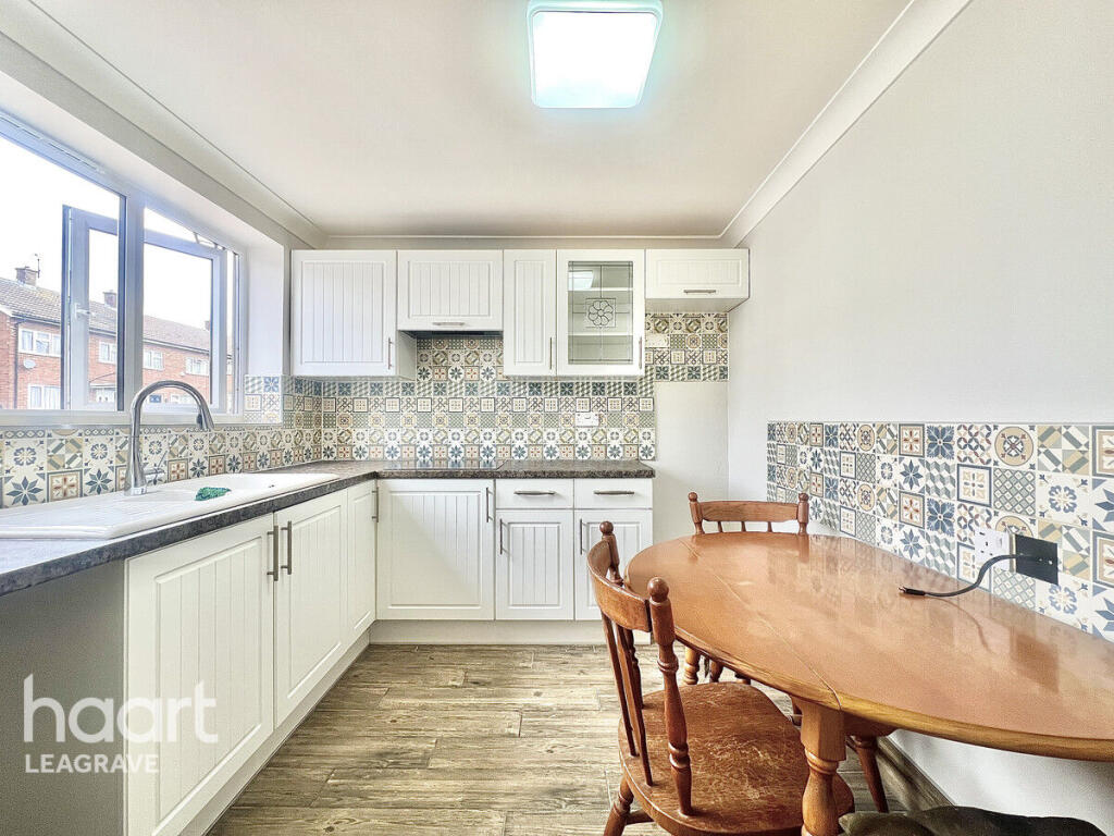 Leaf Road, Dunstable - View 6