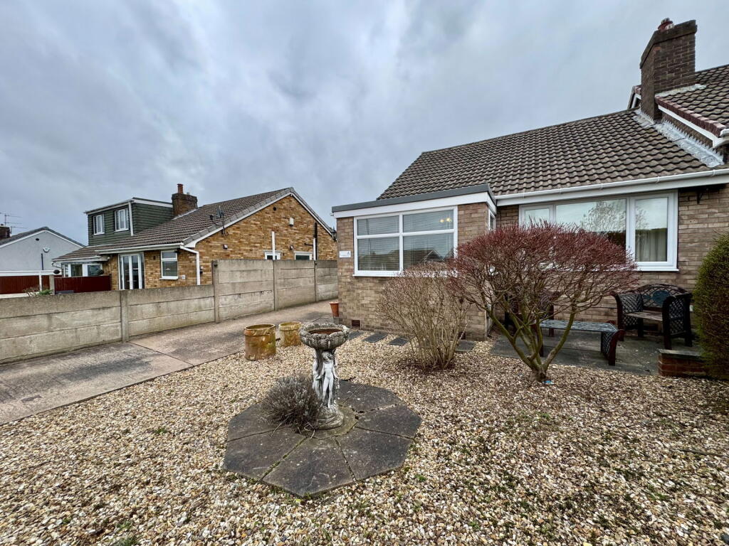 House in Barnsley, South Yorkshire - View 3