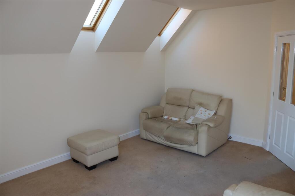 Apartment in Walsall - View 5