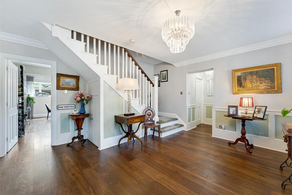 House in Trafford, Greater Manchester - More