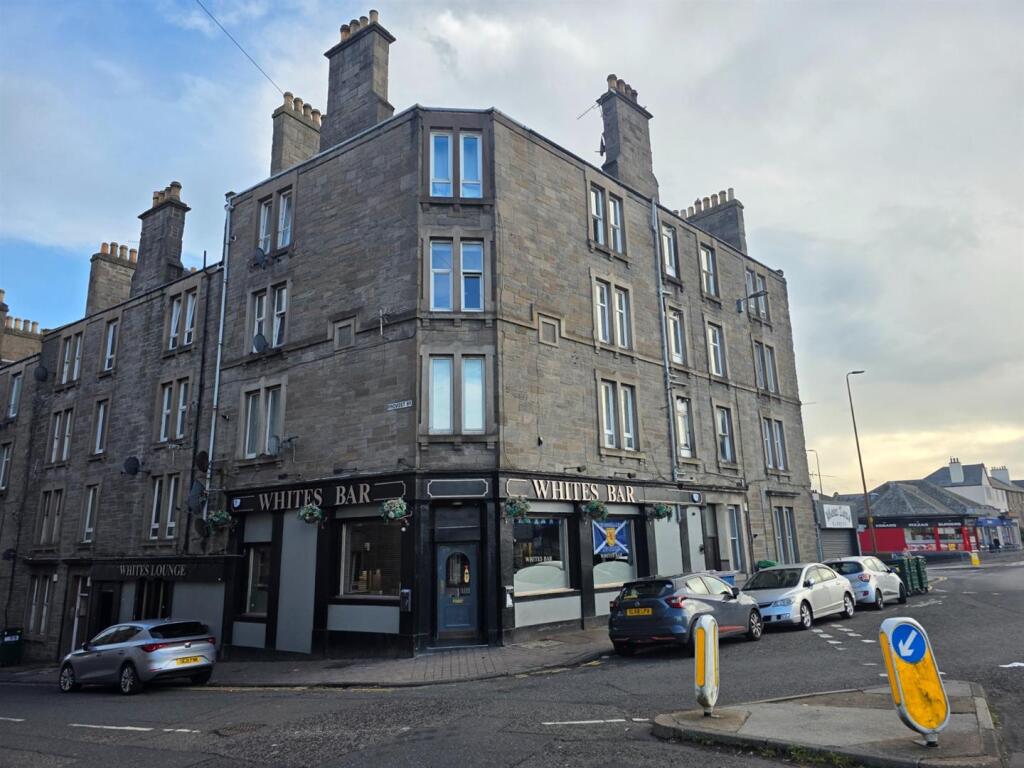House in Dundee - View 2
