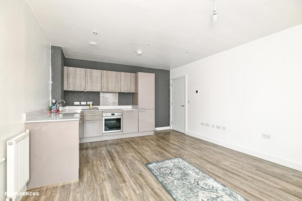 Apartment in Rochester - View 5