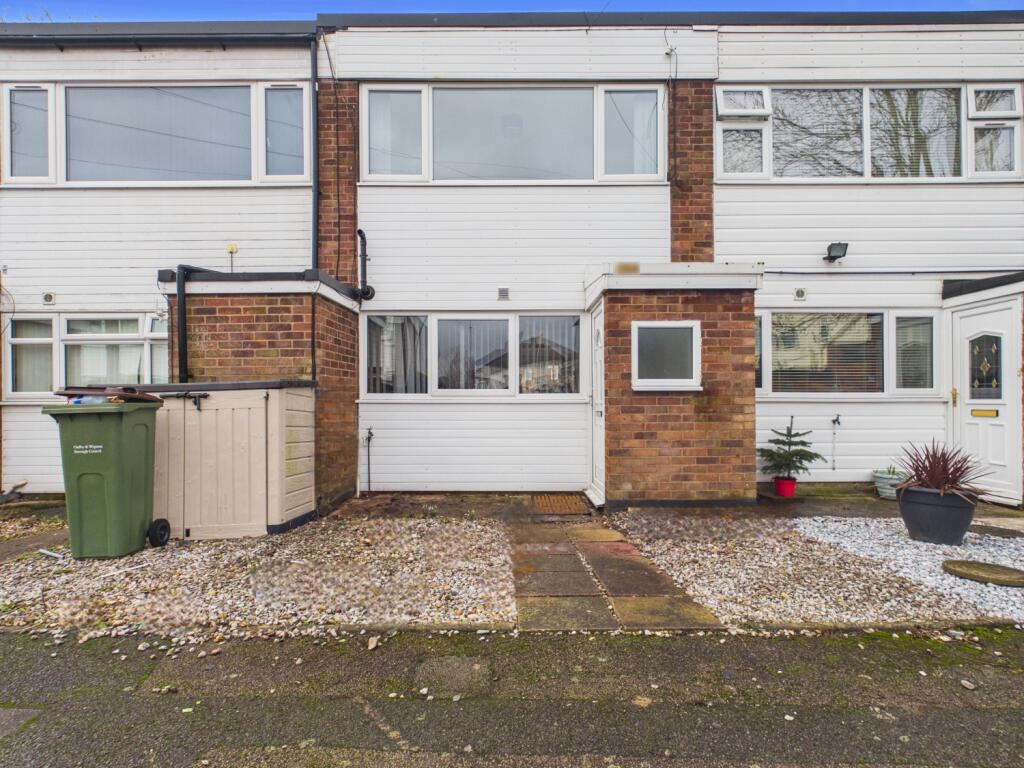 Main image of property: Aylestone Lane, Wigston, Leicestershire, LE18