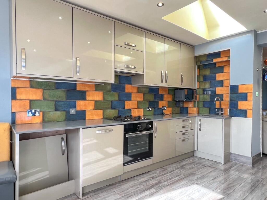 House in Elmbridge, Molesey - View 4