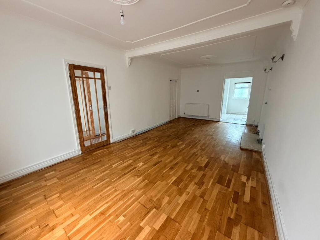 House in Swansea - View 4
