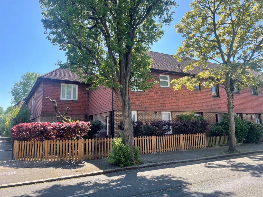 3-bed house on Langdon Way, London, £665,000