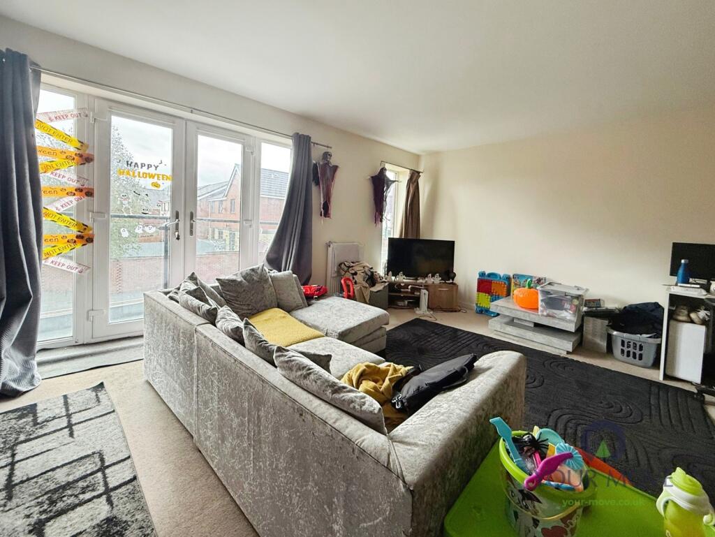Apartment in Sandwell, West Midlands - View 4