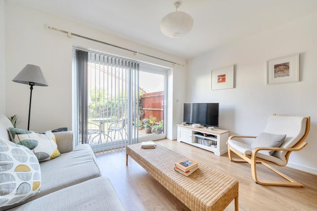 House in Tonbridge and Malling, Holborough Lakes, Snodland - View 4