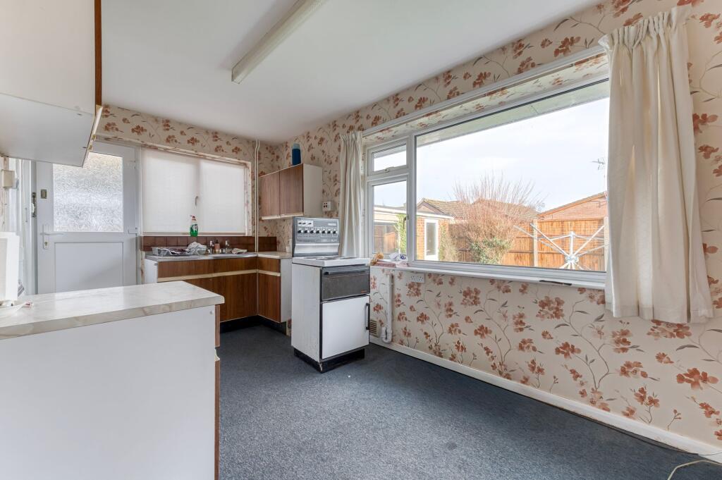 Yew Tree Close, Bradwell photo 3