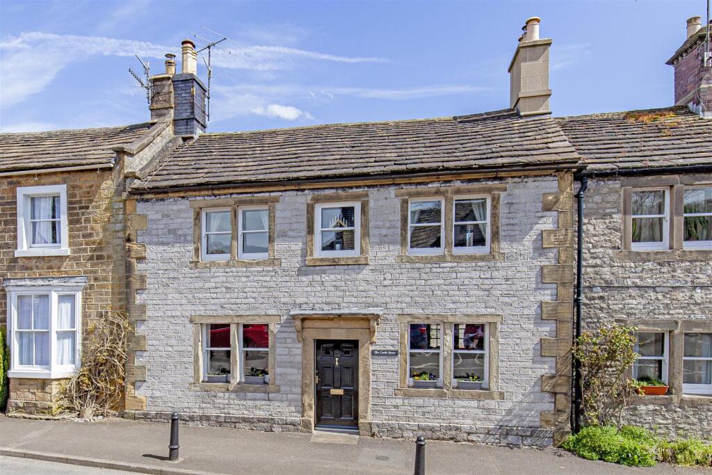 Main image of property: Greaves Lane, Ashford-In-The-Water, Bakewell