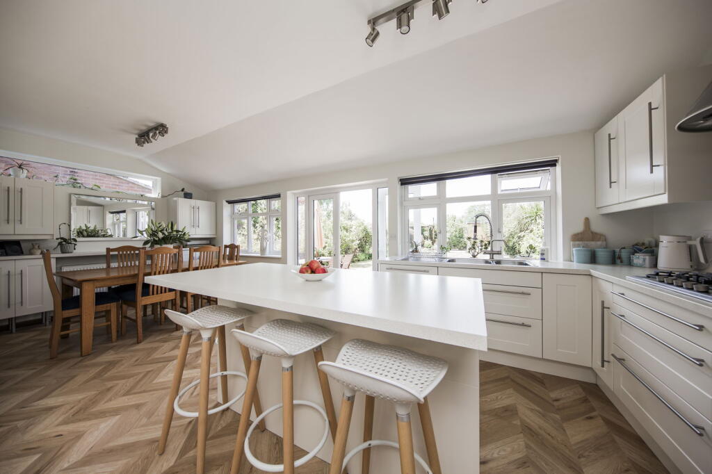House in Tunbridge Wells, Kent - View 5