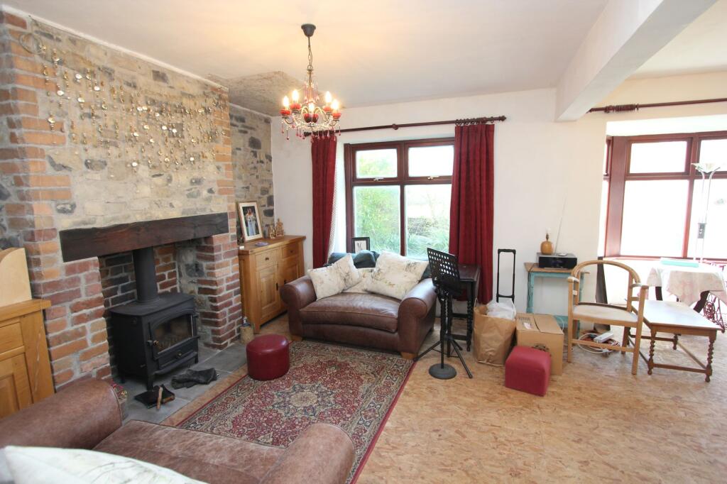 House in Llanmaes, Llan-Maes - View 3