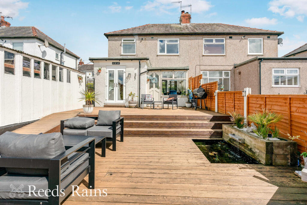 House in Burnley, Lancashire - View 4