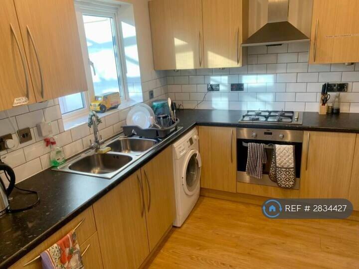 House in Peterborough, Hampton, Hampton Hargate - More