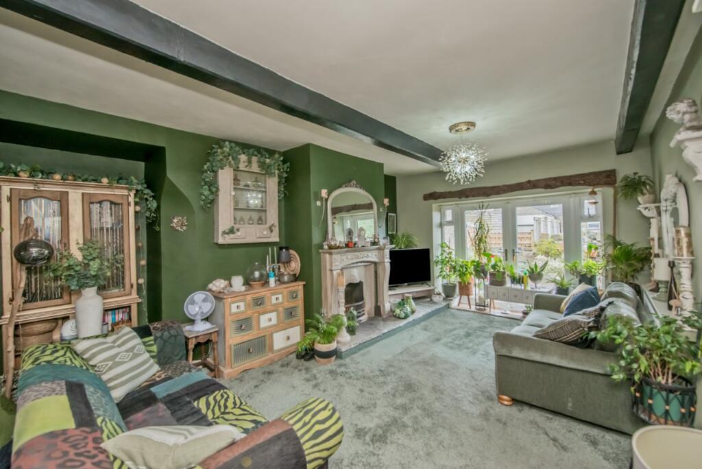 House in Kirklees, East Bierley - View 2