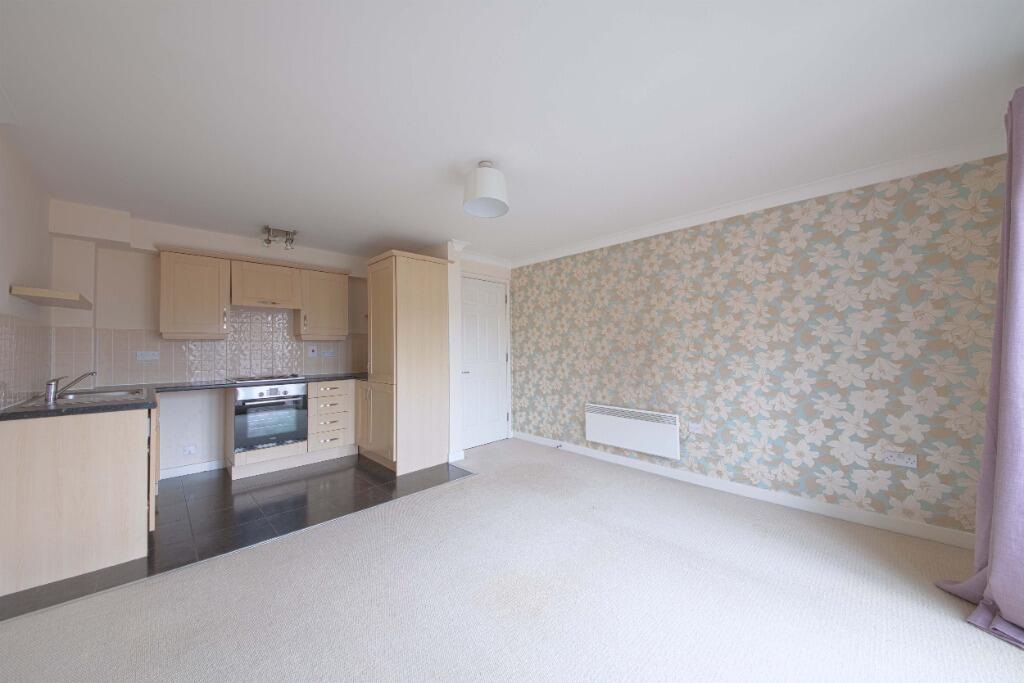 Main image of property: Grenfell Road, Maidenhead, SL6