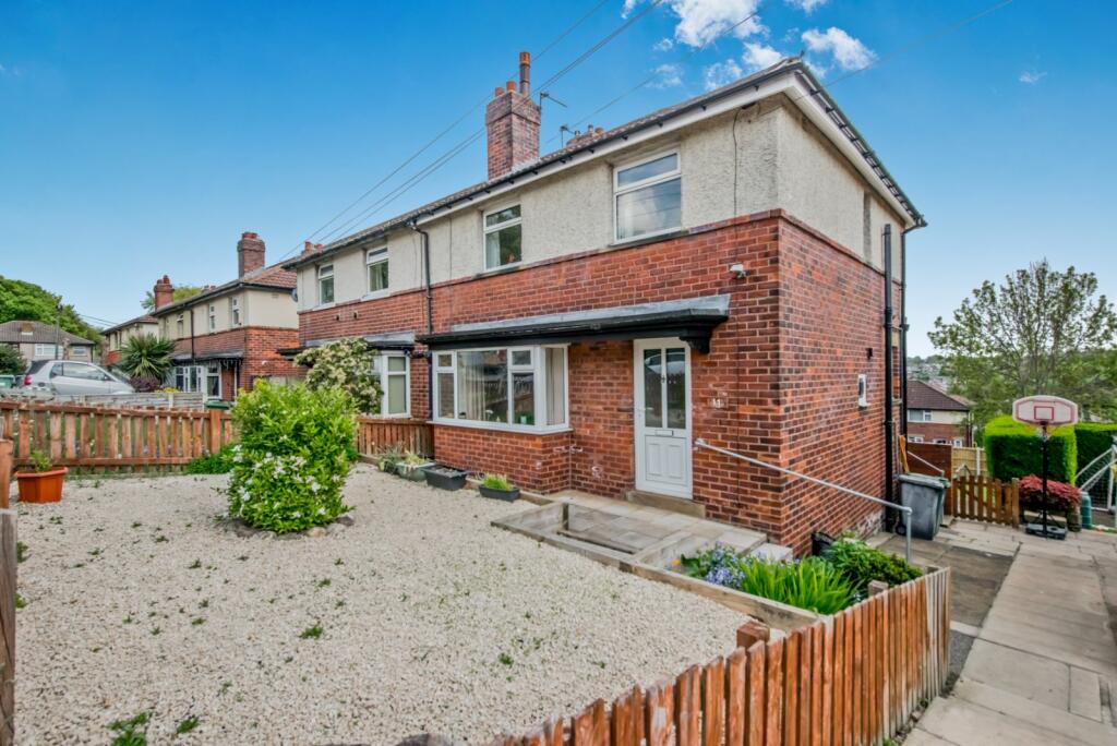 Main image of property: Peaseland Avenue, Cleckheaton, West Yorkshire, BD19