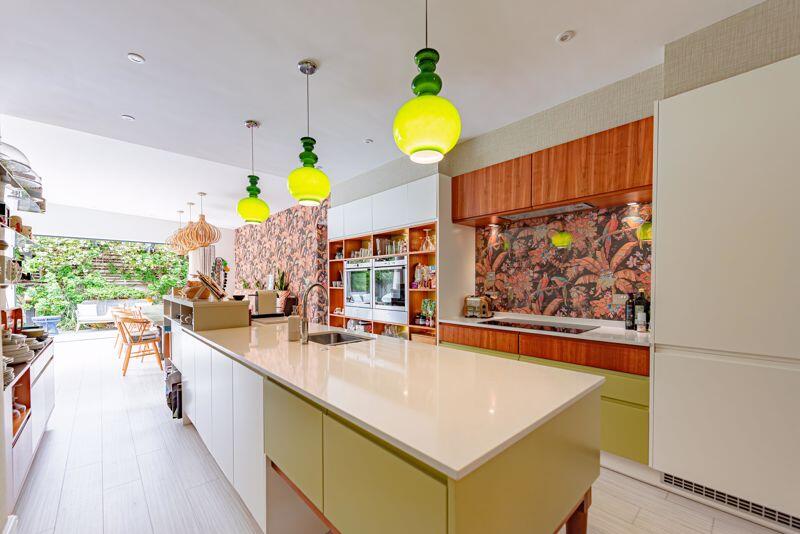 House in Portsmouth - View 3