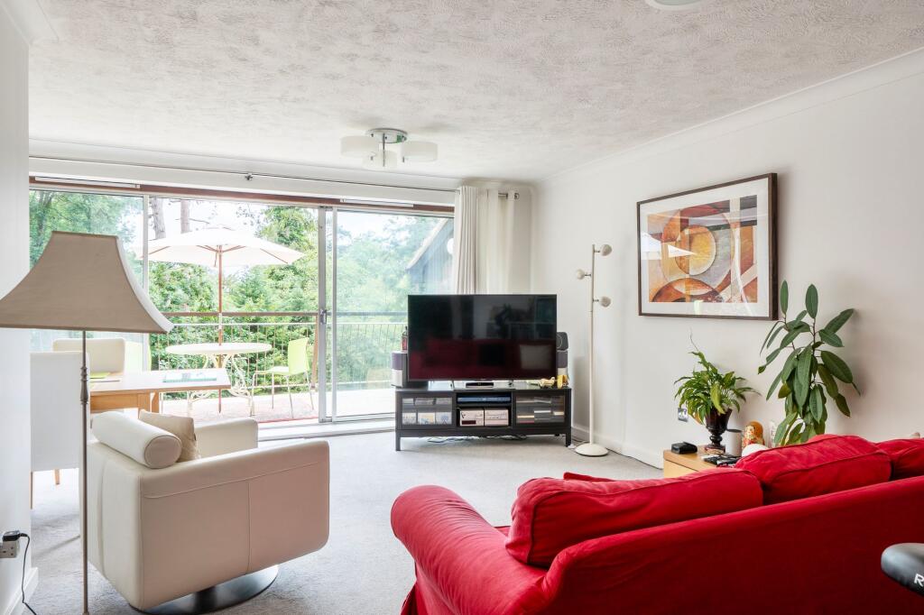 Apartment in Tandridge, Warlingham - View 6