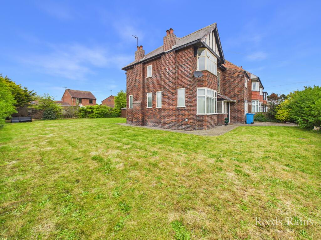 Main image of property: Rosebery Avenue, Bridlington, East Yorkshire, YO15