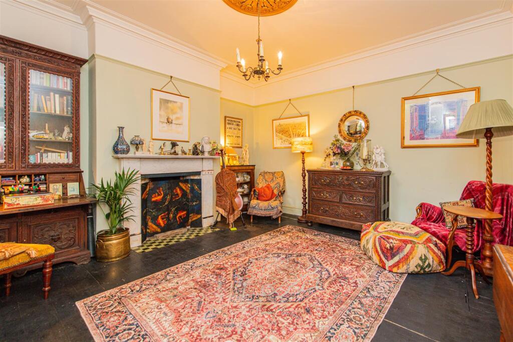 House in Northampton - View 5
