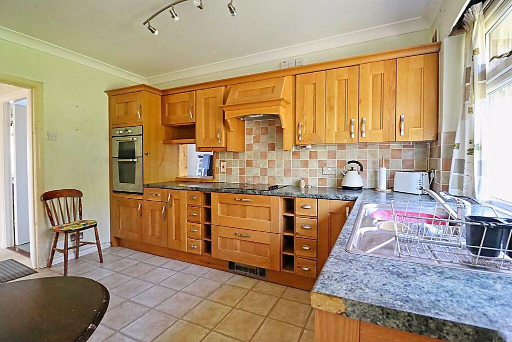 Kings Road, South Benfleet – pohled 4
