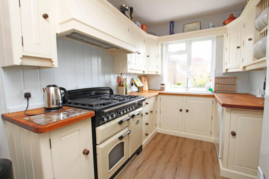 House in Eastbourne, East Sussex - View 3
